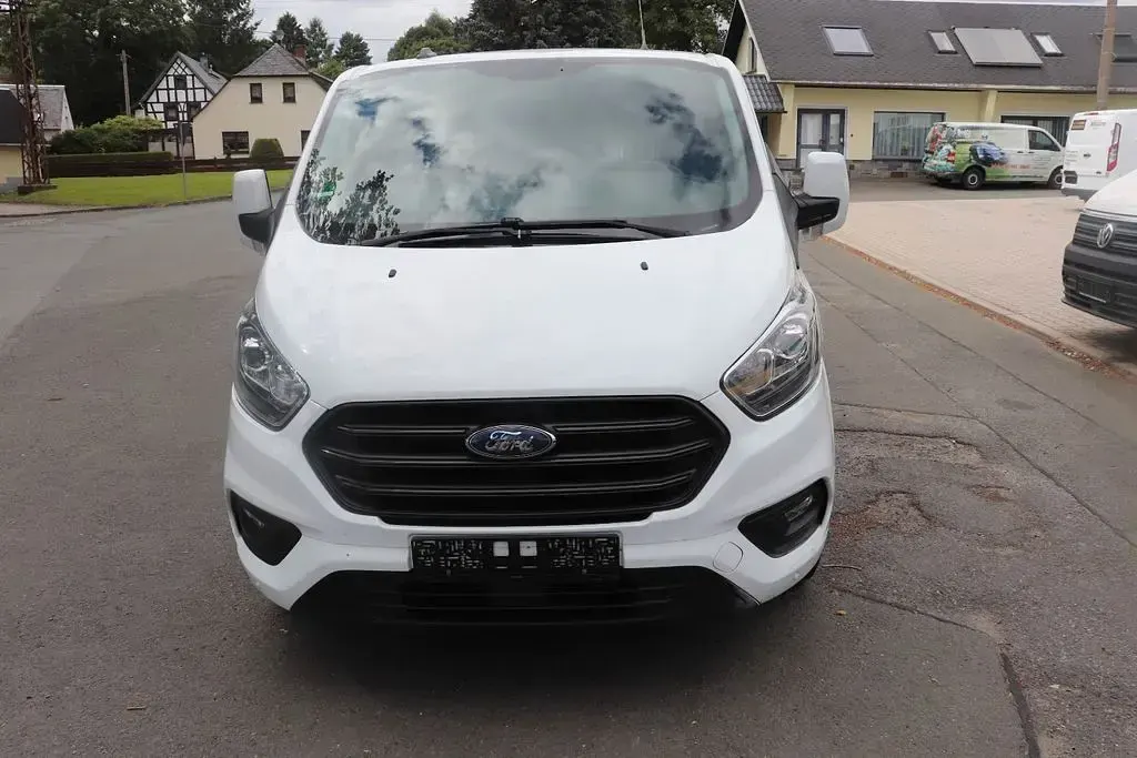 Gebraucht Ford Transit Custom 105 PS (77 kW) 2022 Weiß Limousine