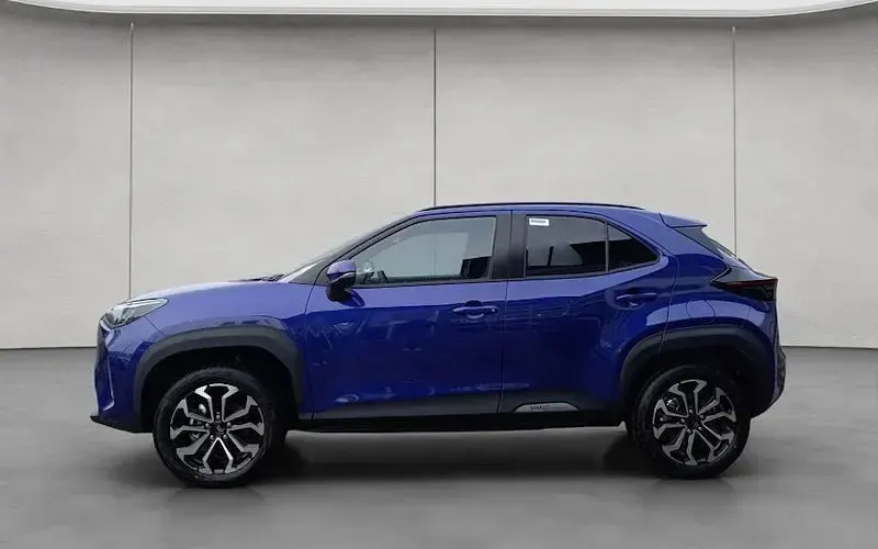 Gebraucht Toyota Yaris Cross 130 PS (95 kW) 2025 Blau SUV