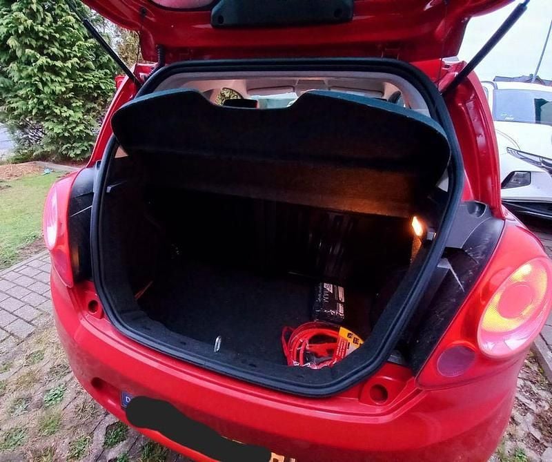 Gebraucht Ford Ka Titanium 69 PS (50 kW) 2015 Rot Limousine