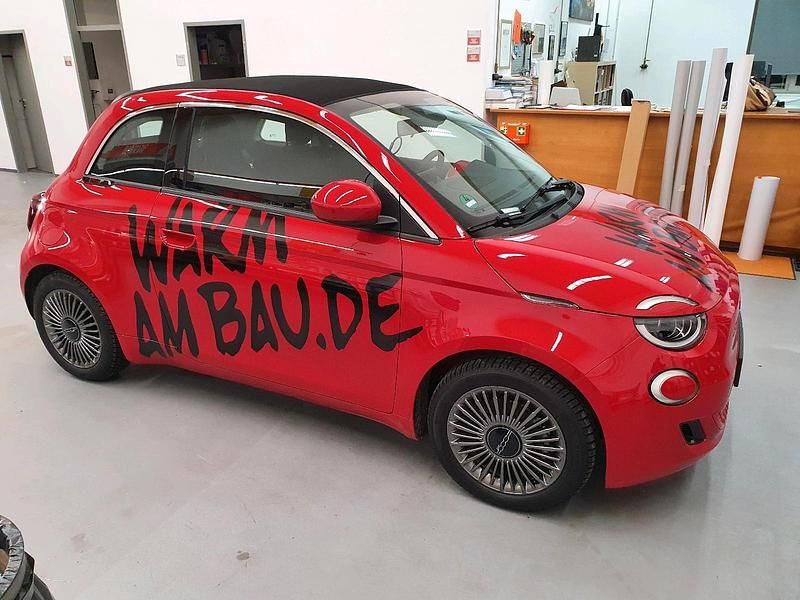 Gebraucht Fiat 500e Red 86 kW (118 PS) 2022 Rot Cabrio