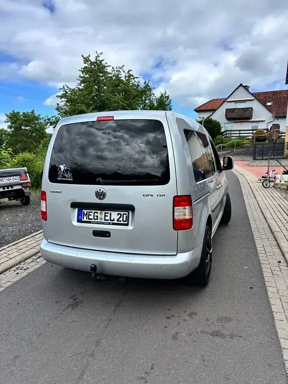 Gebraucht VW Caddy Life 105 PS (77 kW) 2008 Silber Van / Kleinbus