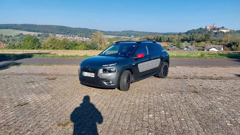 Grau Gebraucht 2014 Citroën C4 Cactus Kleinwagen | 5.300 € (Fairer Preis) - Bild 1/4