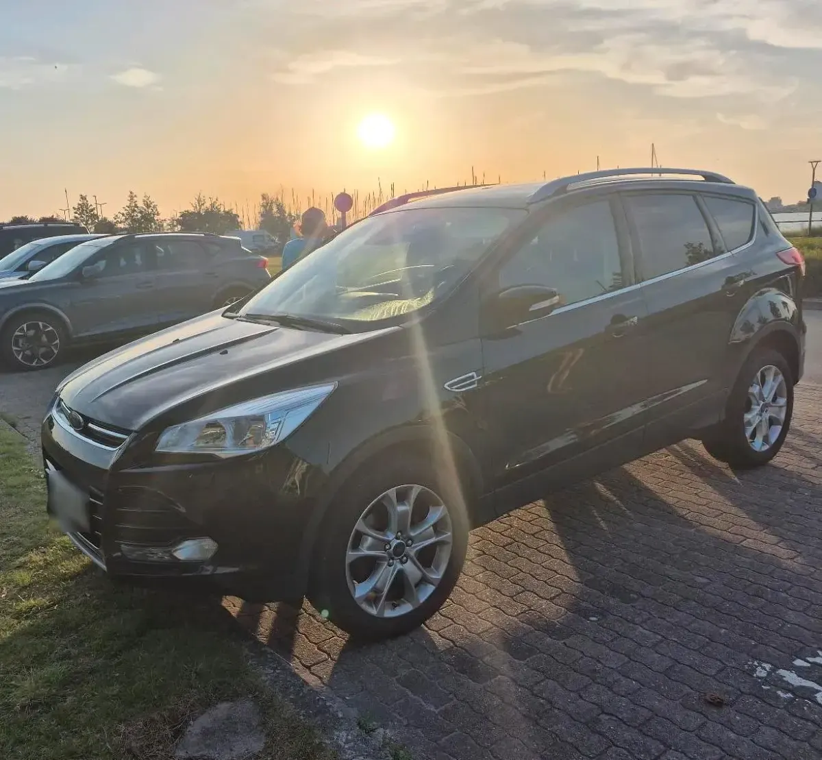 Gebraucht Ford Kuga Titanium 150 PS (110 kW) 2016 Schwarz SUV