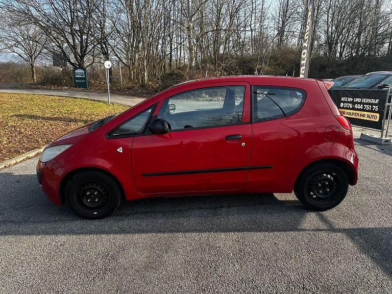 Gebraucht Mitsubishi Colt Inform 75 PS (55 kW) 2006 Rot Limousine