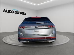 Gebraucht VW Passat R-line 193 PS (141 kW) 2025 Grau Kombi