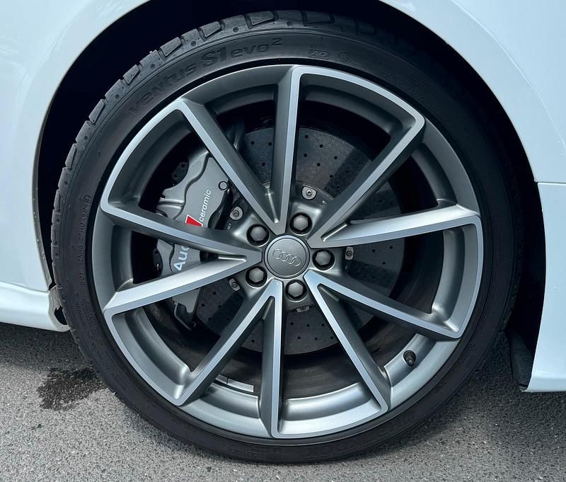 Second-hand Audi RS5 Exclusive 450 CP (330 kW) 2013 Alb Cabrio