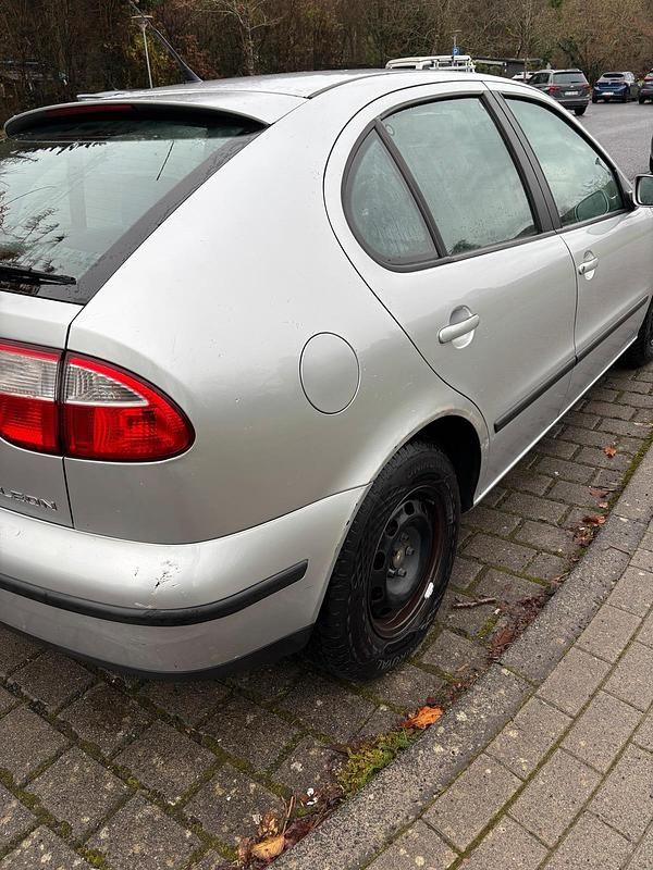 Gebraucht Seat Leon 2001 Silber Kleinwagen