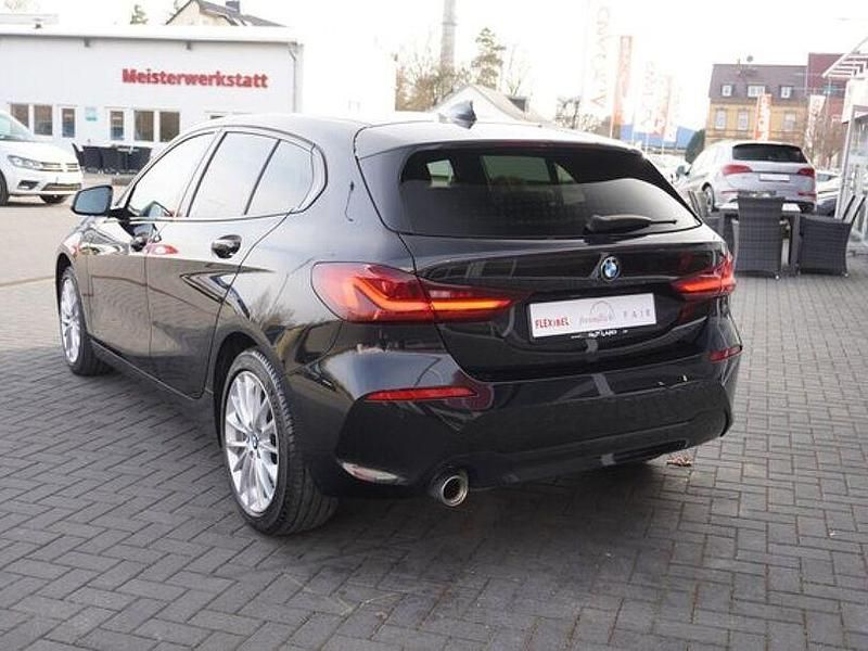Gebraucht BMW 118 Advantage 136 PS (100 kW) 2021 Schwarz Kleinwagen