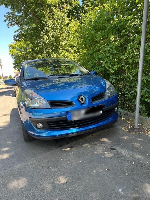 Blau Gebraucht 2006 Renault Clio III Limousine | 1.200 € (Superpreis) - Bild 1/4