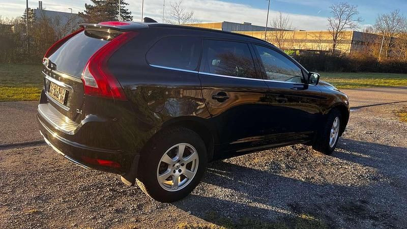 Gebraucht Volvo XC60 190 PS (139 kW) 2016 Schwarz SUV