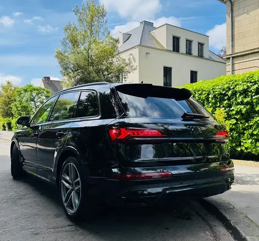 Gebraucht Audi Q7 S-line plus 231 PS (169 kW) 2022 Schwarz SUV