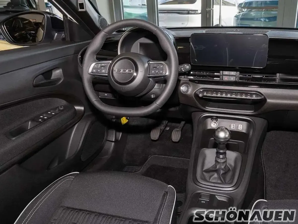 Neu Fiat 600 Icon 101 PS (74 kW) 2026 Weiß SUV