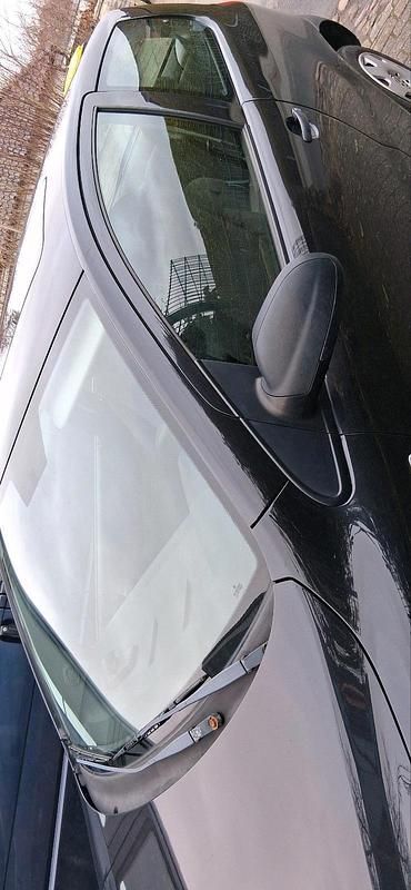 Gebraucht VW Fox 54 PS (39 kW) 2006 Schwarz Kleinwagen