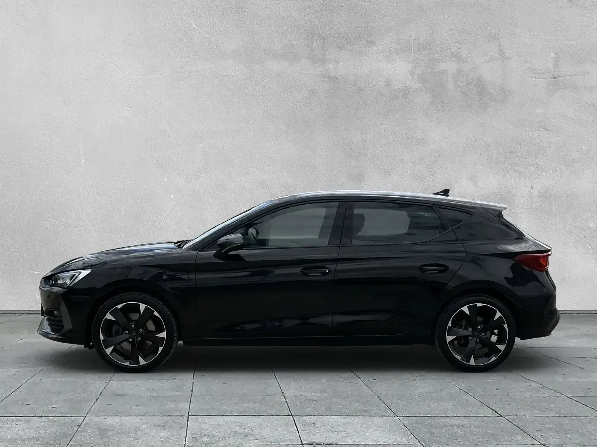 Gebraucht Cupra Leon 150 PS (110 kW) 2022 Schwarz Limousine