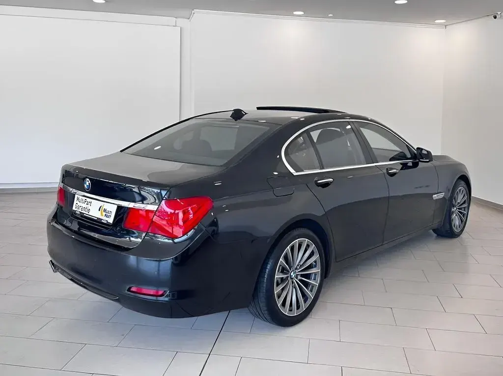 Gebraucht BMW 730 245 PS (180 kW) 2009 Schwarz Limousine