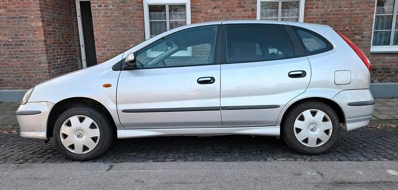Gebraucht Nissan Almera 116 PS (85 kW) 2003 Silber Limousine