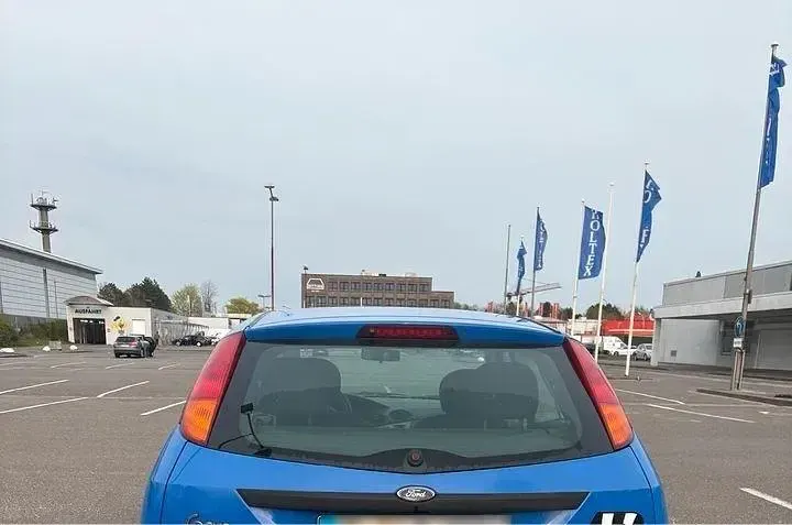 Brugt Ford Focus 101 HK (74 kW) 2003 Blå Hatchback