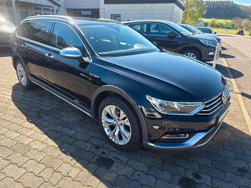 Gebraucht VW Passat Alltrack 190 PS (139 kW) 2018 Schwarz Kombi