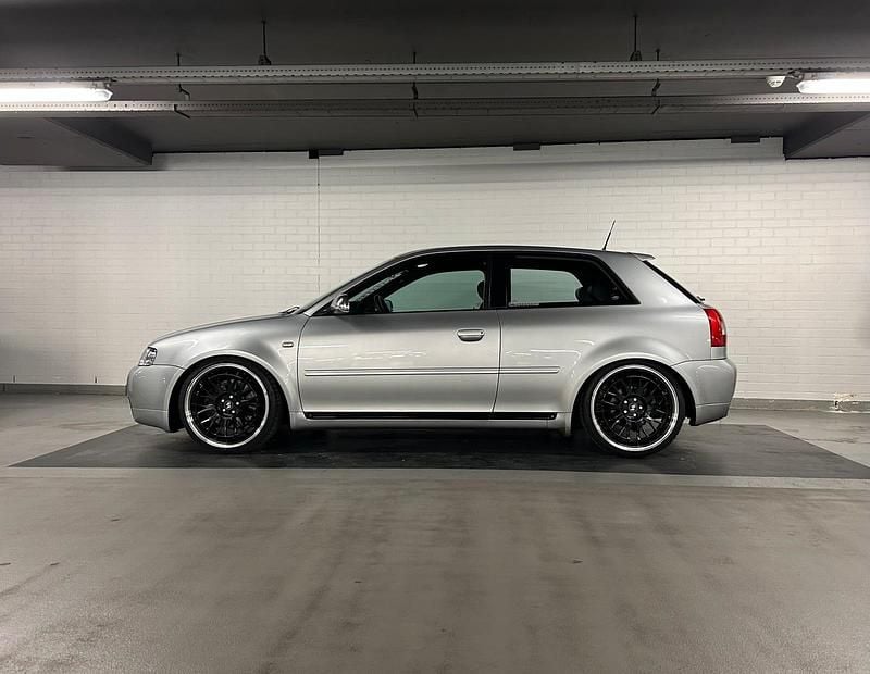 Silber Gebraucht 2002 Audi S3 Sport Kleinwagen | 9.750 € (Superpreis) - Bild 1/4