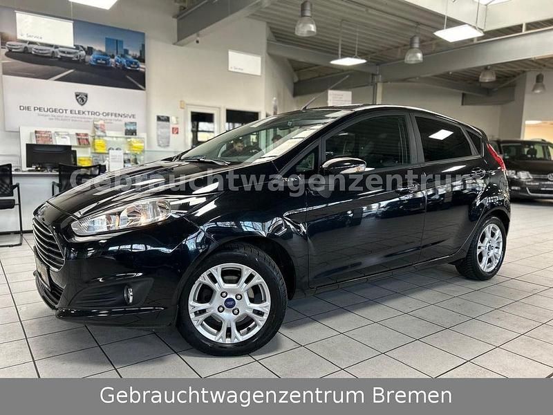 Gebraucht Ford Fiesta SYNC Edition 101 PS (74 kW) 2014 Schwarz Kleinwagen