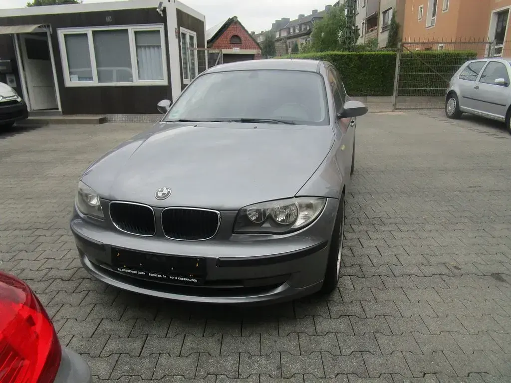 Gebraucht BMW 116 Advantage 122 PS (89 kW) 2009 Grau Kleinwagen