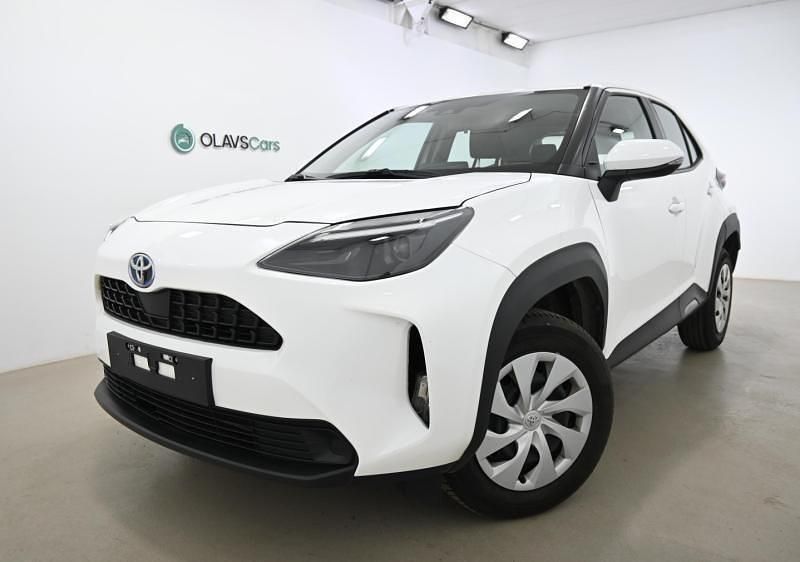 Weiß Gebraucht 2021 Toyota Yaris Cross SUV | 17.908 € (Superpreis) - Bild 1/4