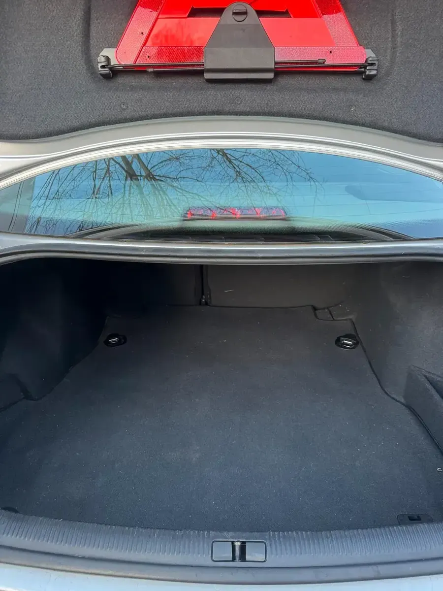 Usata Audi A4 101 CV (74 kW) 1999 Argento Berlina