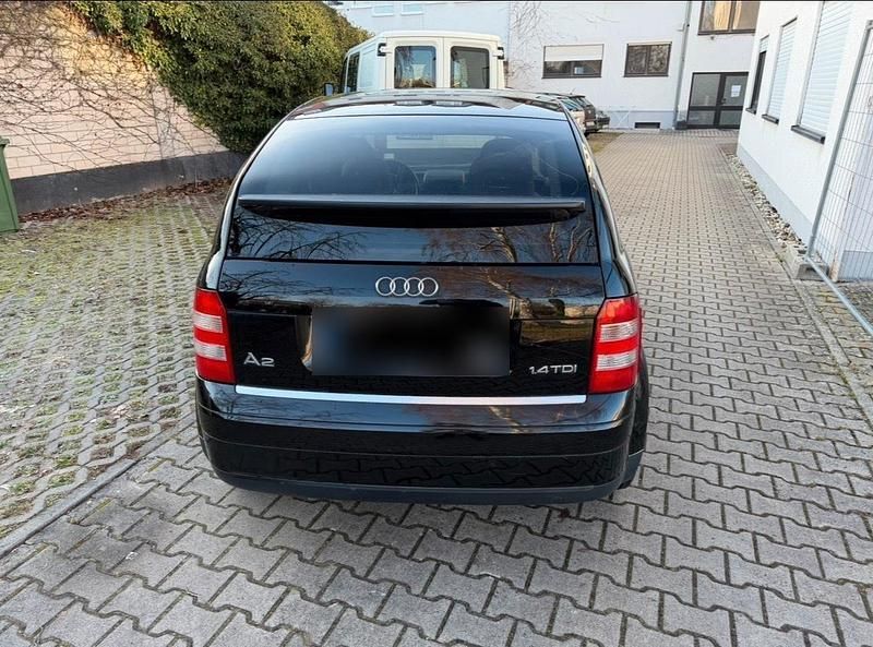 Gebraucht Audi A2 75 PS (55 kW) 2001 Schwarz Kleinwagen