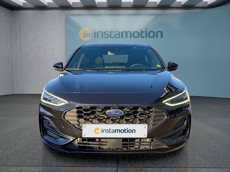 Gebraucht Ford Focus 116 PS (85 kW) 2024 Schwarz Limousine