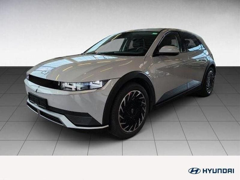 Grau Gebraucht 2024 Hyundai Ioniq 6 Techniq Limousine | 31.990 € (Superpreis) - Bild 1/4