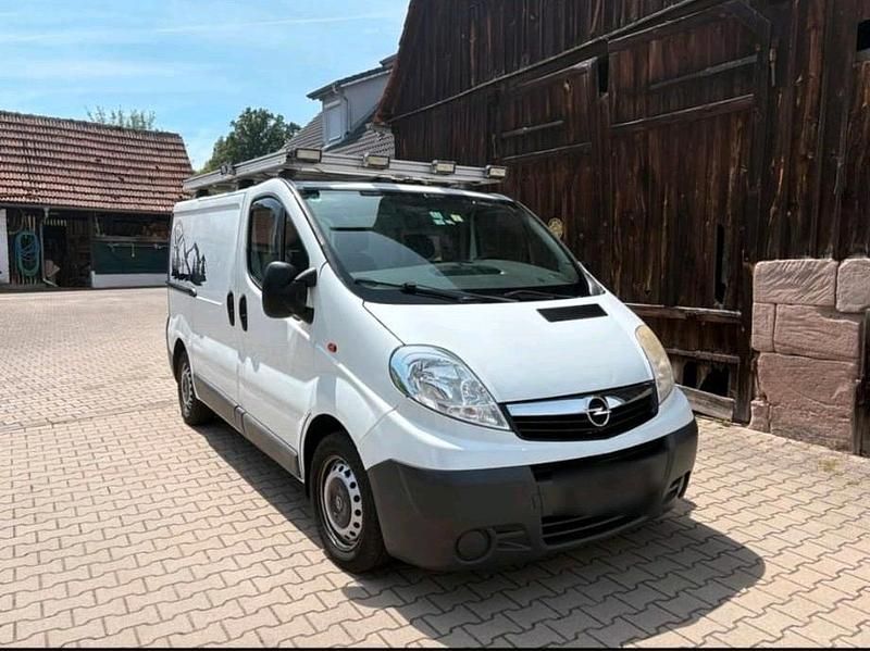 Gebraucht Opel Vivaro 90 PS (66 kW) 2007 Weiß Van / Kleinbus
