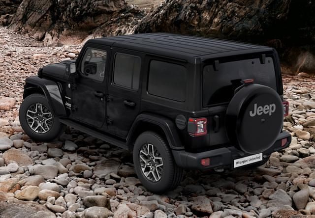 Black black Neu 2025 Jeep Wrangler Sahara SUV | 57.502 € (Superpreis) - Bild 1/3