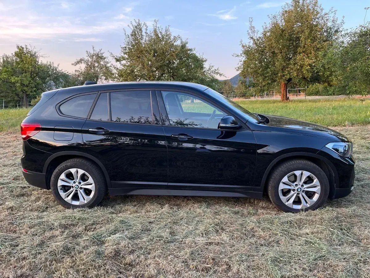 Gebraucht BMW X1 Advantage 220 PS (161 kW) 2021 Schwarz SUV
