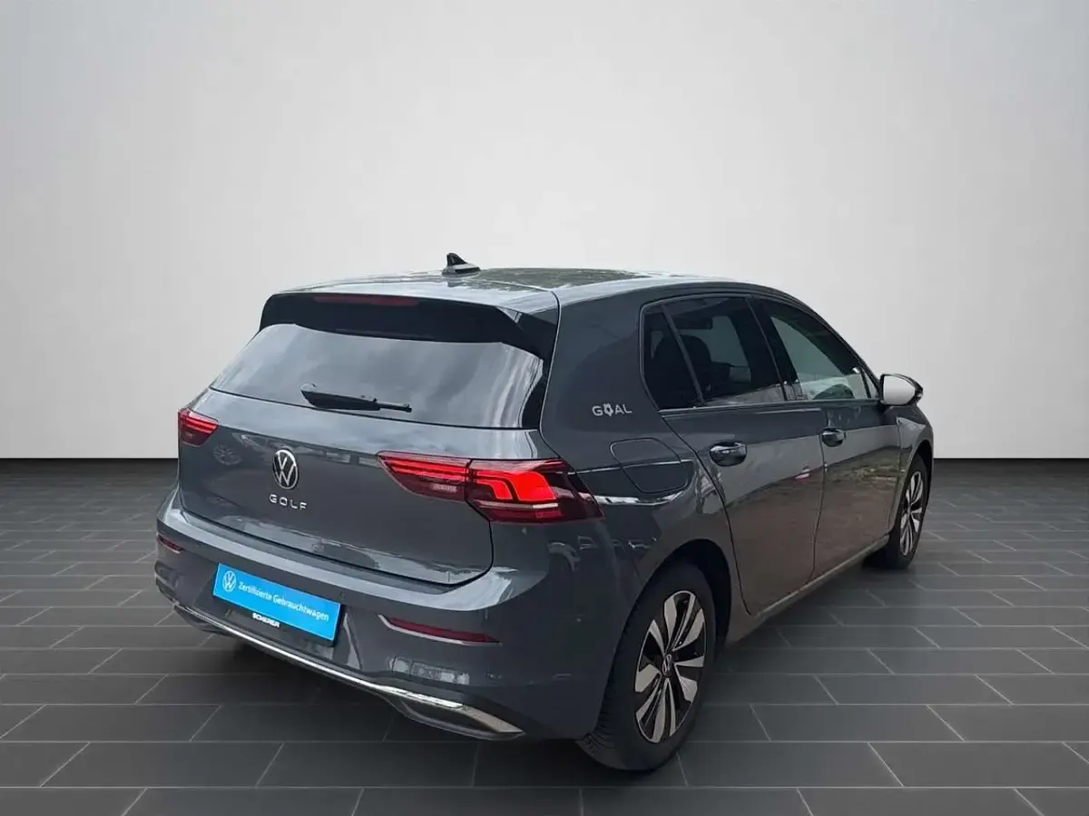 Gebraucht VW Golf VIII Goal 150 PS (110 kW) 2025 Delfingrau metallic (metallic) Limousine