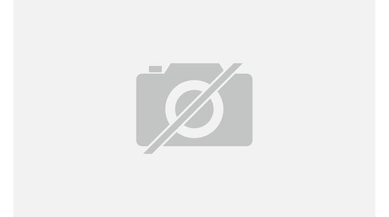 Schwarz Gebraucht 2025 BMW 330 Comfort Edition Kombi | 38.950 € (Superpreis) - Bild 1/4