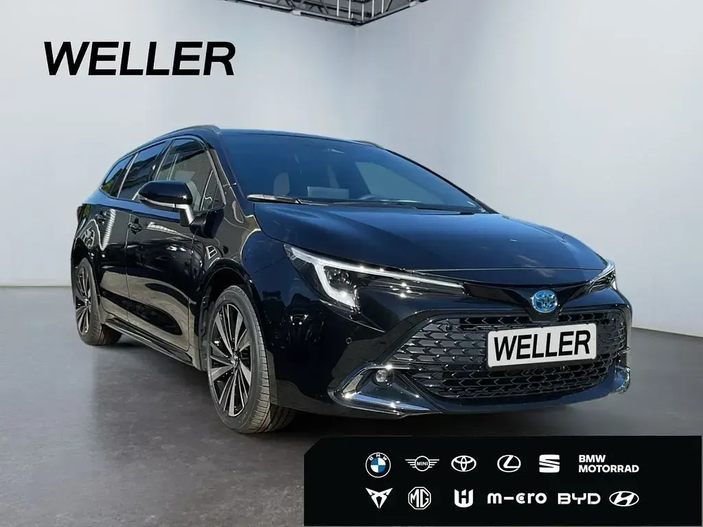 Neu Toyota Corolla Hybrid 196 PS (144 kW) 2026 Karminarot met. sonderfarbe Kombi