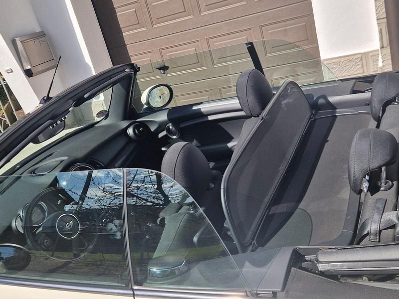 Second-hand Mini ONE 102 CP (75 kW) 2018 Bej Hatchback