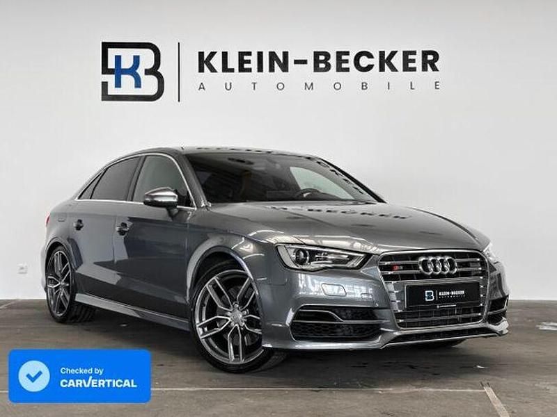 Grau Gebraucht 2014 Audi S3 Ambiente Limousine | 24.990 € (Teuer) - Bild 1/4