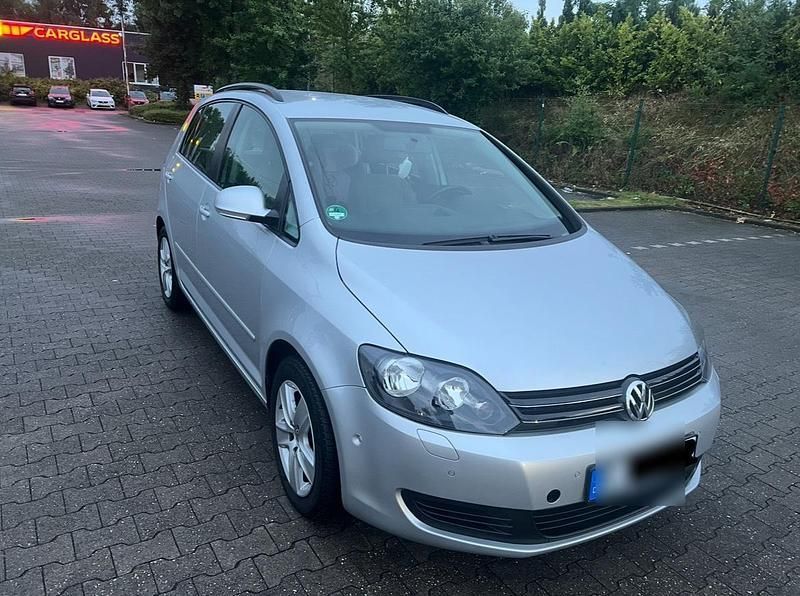 Silber Gebraucht 2009 VW Golf Plus Cross Van / Kleinbus | 7.900 € (Etwas zu teuer) - Bild 1/4