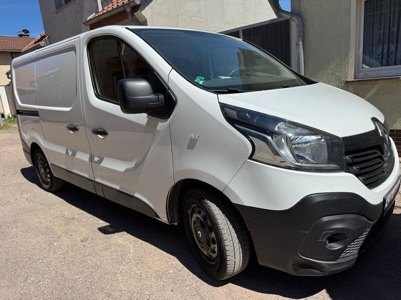 Weiß Gebraucht 2016 Renault Trafic Van | 11.300 € - Bild 1/4