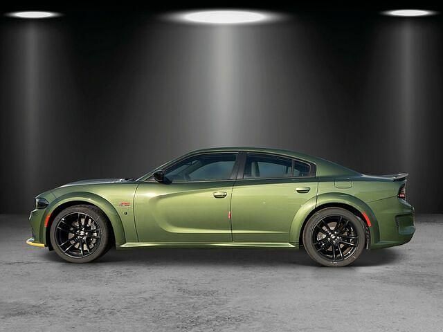 Gebraucht Dodge Charger 492 PS (361 kW) 2024 Grün Limousine