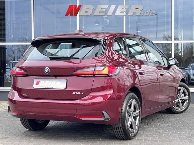 Gebraucht BMW 218 Active Tourer 150 PS (110 kW) 2024 Piemont rot metallic Van / Kleinbus
