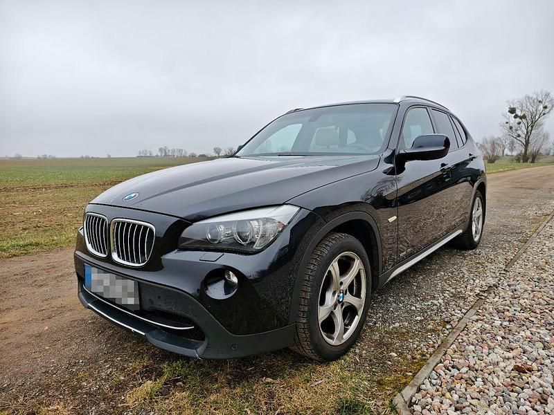 Gebraucht BMW X1 143 PS (105 kW) 2010 Schwarz SUV