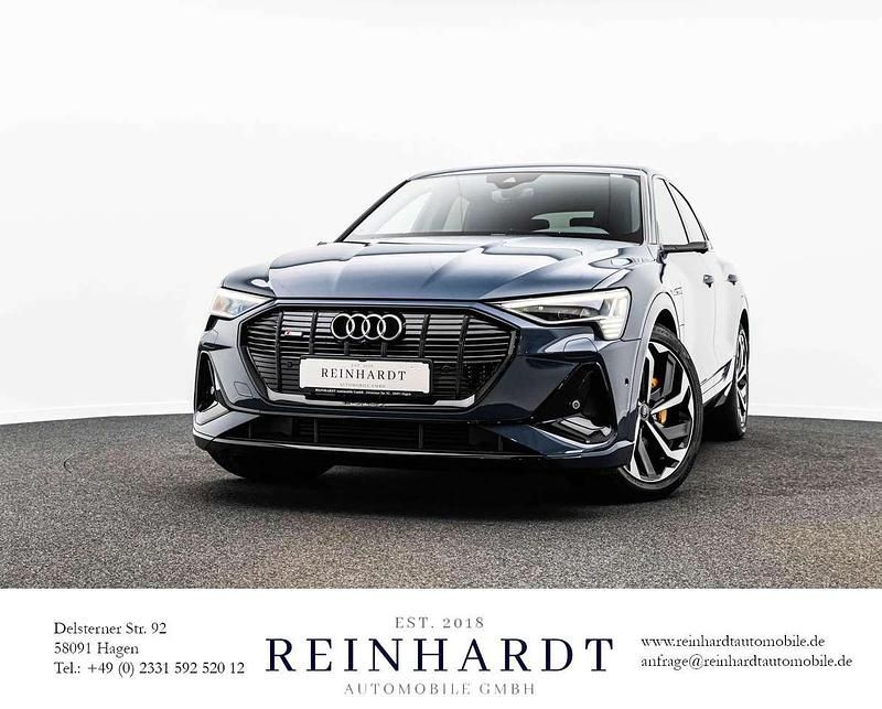 Plasmablau metallic Gebraucht 2022 Audi e-tron Sportback S-Line SUV | 34.435 € (Superpreis) - Bild 1/2