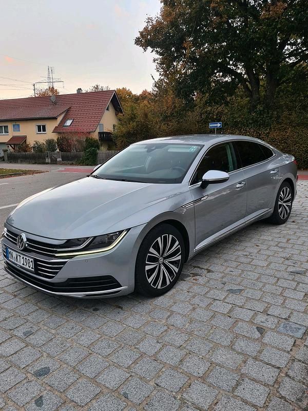 Gebraucht VW Arteon 150 PS (110 kW) 2017 Grau Kleinwagen