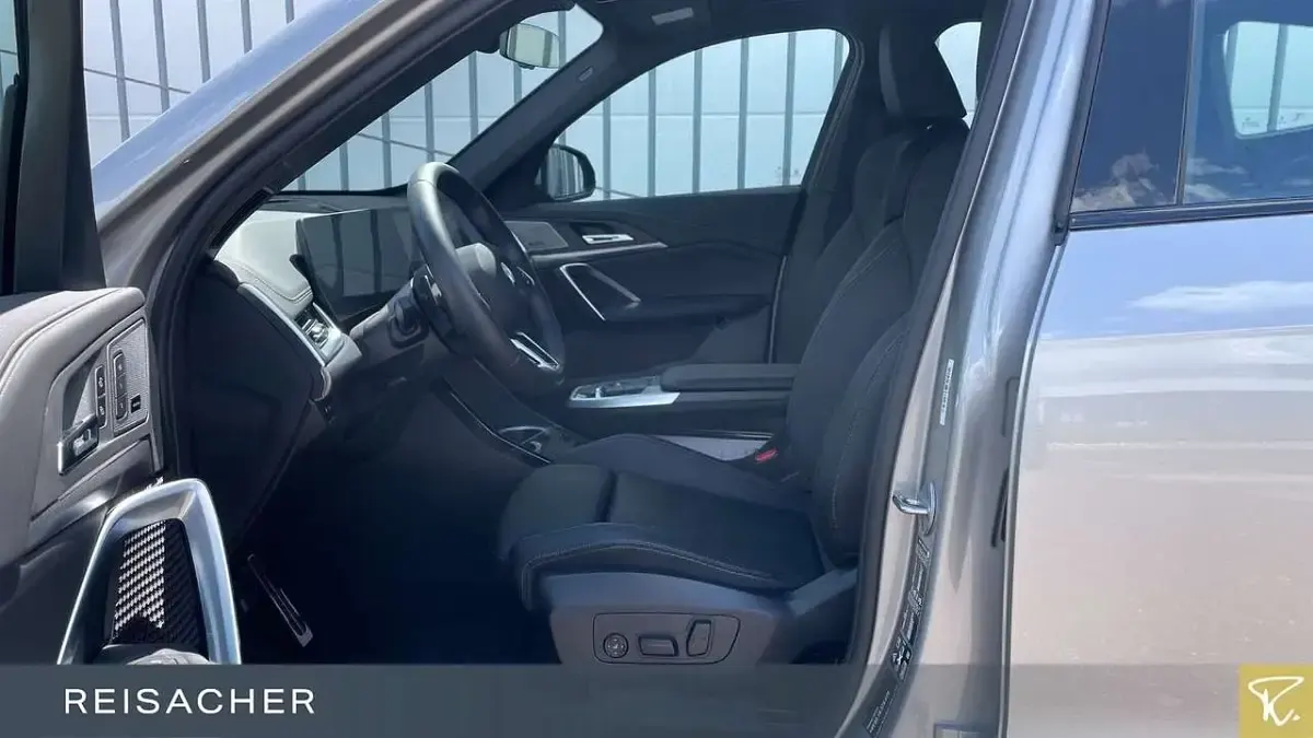 Gebraucht BMW X1 M Sport 197 PS (144 kW) 2025 Silber SUV