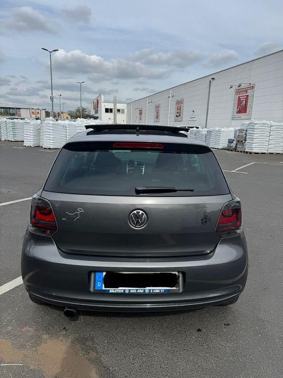 Gebraucht VW Polo Life 90 PS (66 kW) 2013 Grau Kleinwagen