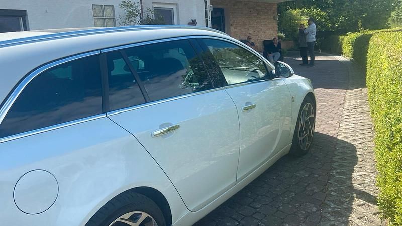 Gebraucht Opel Insignia 170 PS (125 kW) 2017 Weiß Kombi