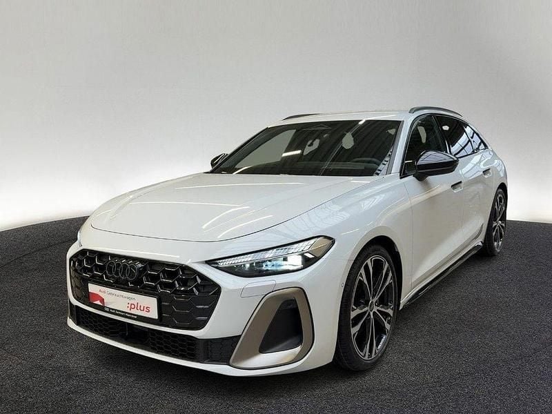 Gebraucht Audi A5 Ambiente 204 PS (150 kW) 2024 Gletscherweiß metallic Coupé