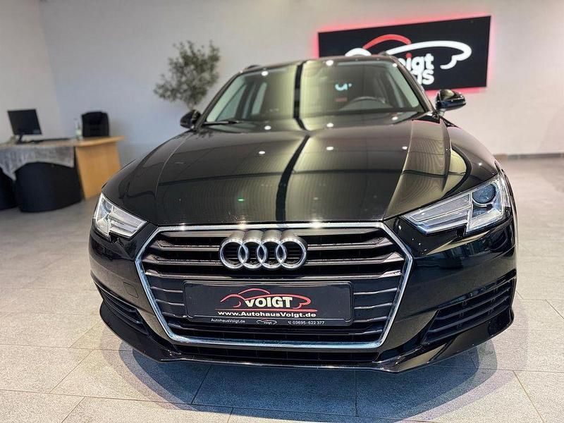Gebraucht Audi A4 Sport 190 PS (139 kW) 2018 Schwarz Kombi